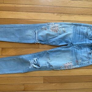 American Eagle Outfitters Light Blue Embroidered Skinny Jeans